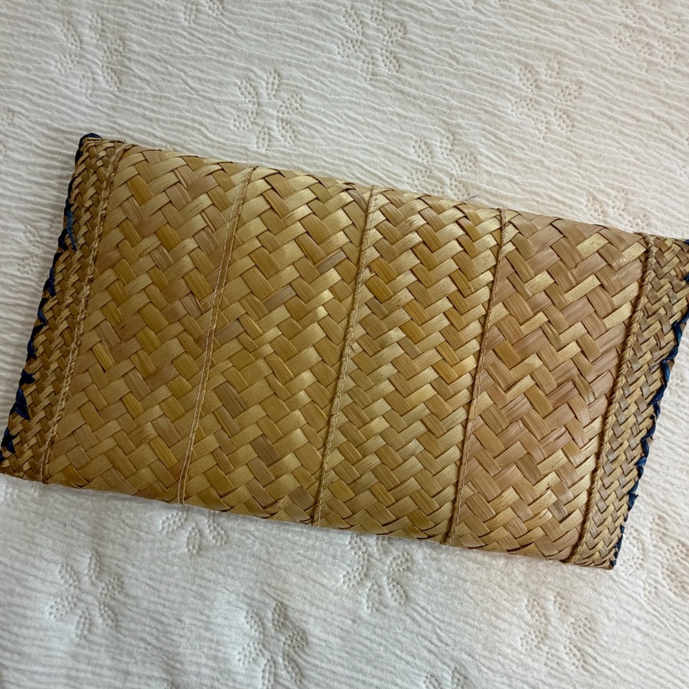 Vintage Straw Clutch Purse Floral woven handmade 11” - Picture 3 of 11